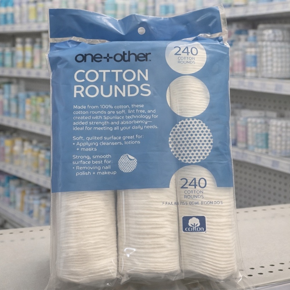 ✨5 For $25✨ one+other Cotton Rounds - White - Picture 2 of 2